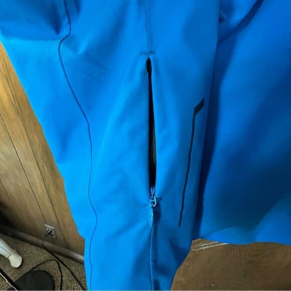 Descente Insulated WaterProof Interior Pockets Ski Jacket - Picture 9 of 16